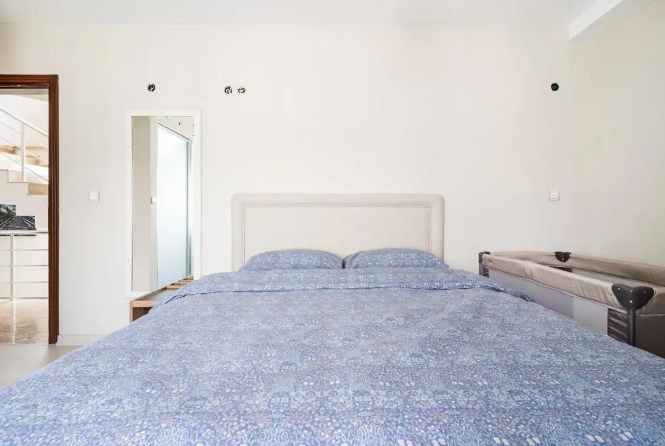 Comfortable Villa With Garden In “Urla Iskele” 0*, Urla