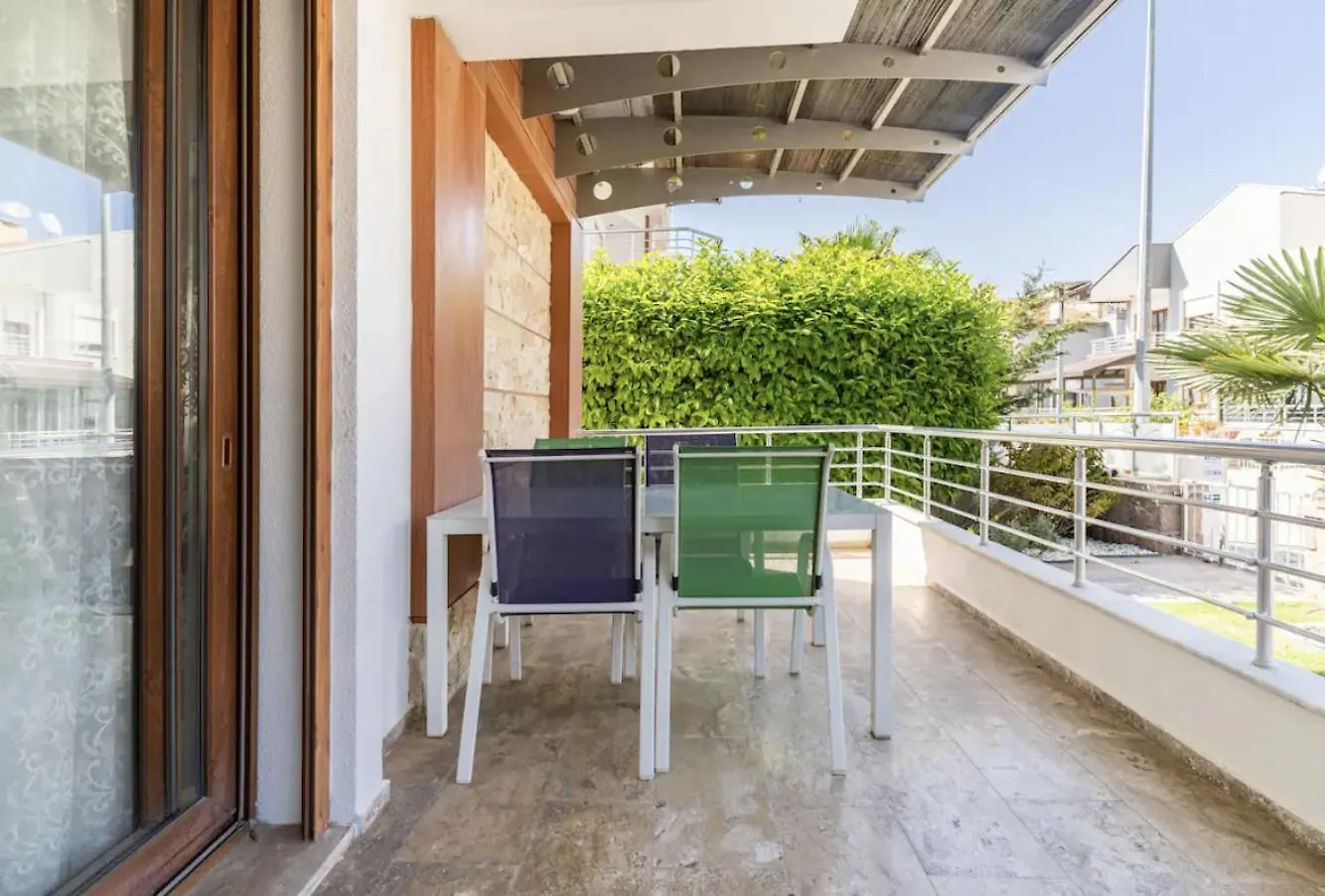 Comfortable Villa With Garden In “Urla Iskele” 0*, Urla