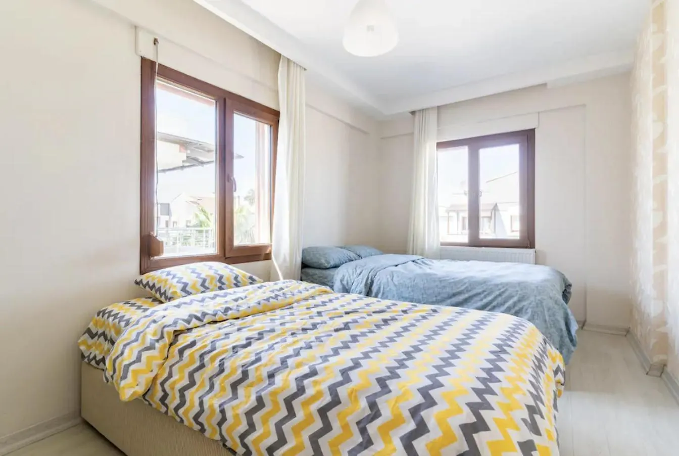 Comfortable Villa With Garden In “Urla Iskele”