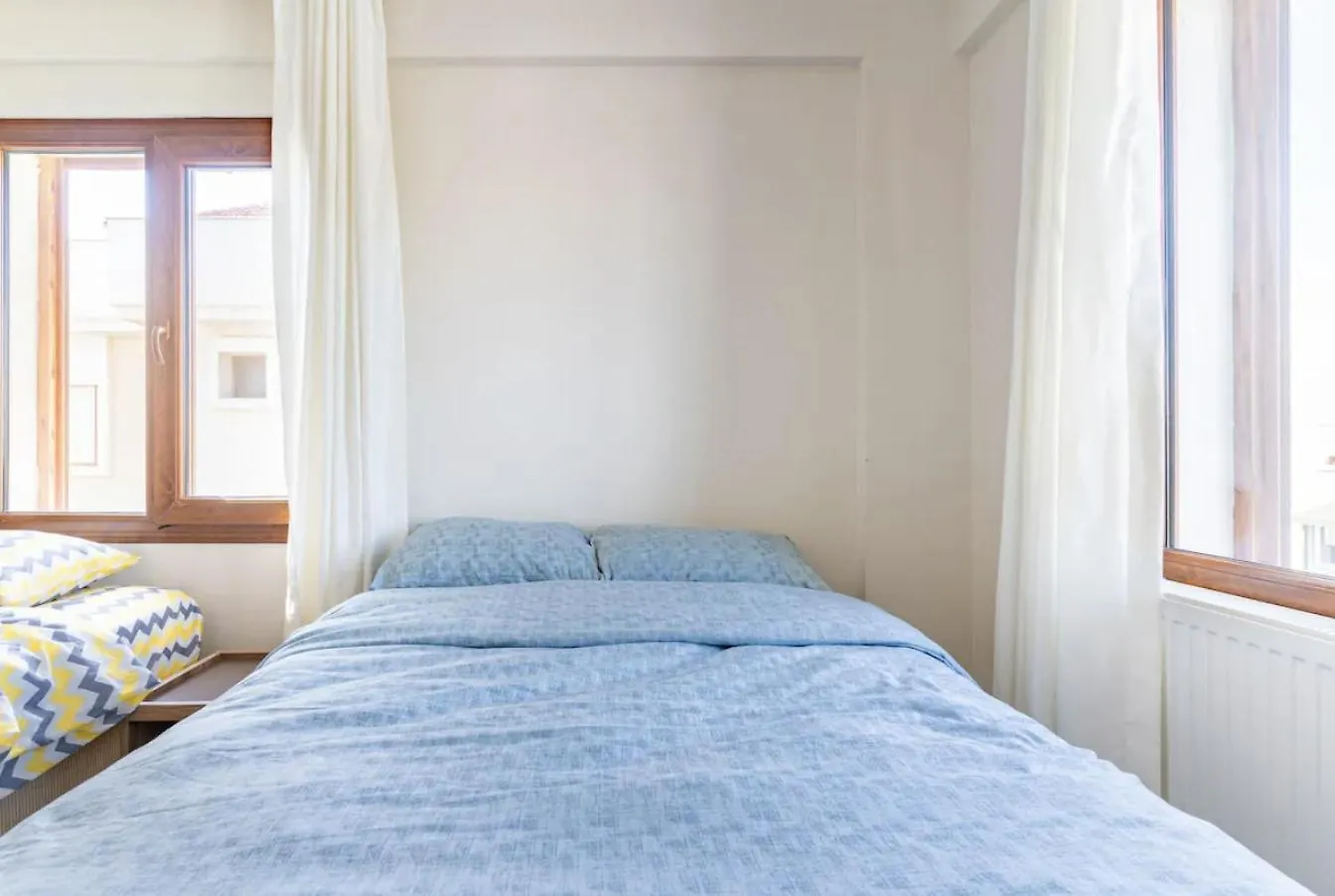 Comfortable Villa With Garden In “Urla Iskele” Turkey